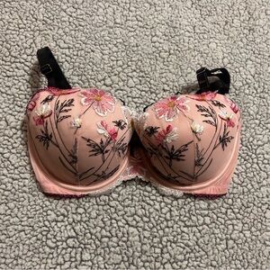 Victoria's Secret Pink Floral Embroidered Bra